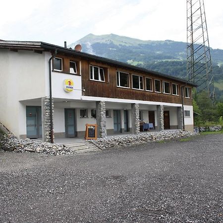 Sporti Grusch Hostel Exterior photo